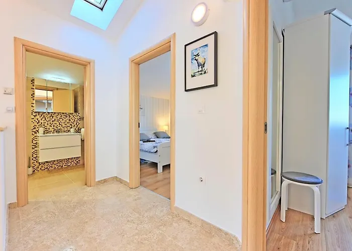 Сasa de vacaciones Casa Tara Three-bedroom *