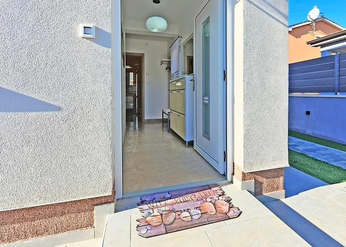 Casa Tara Three-bedroom Pula