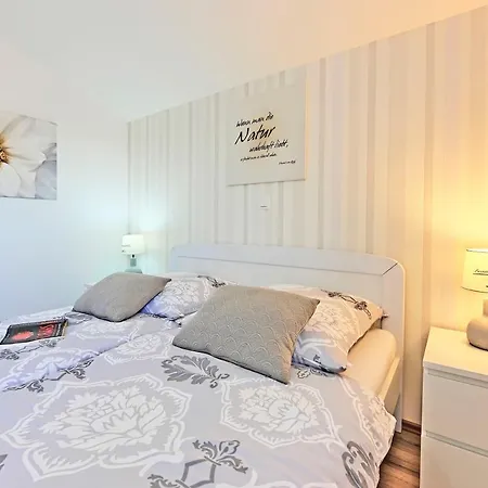 Casa Tara Three-bedroom Pula