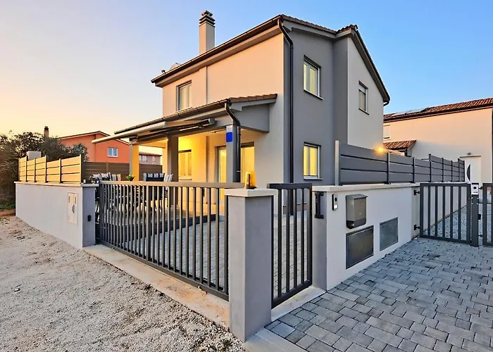 Casa Tara Three-bedroom Holiday home *