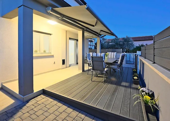 Holiday home Casa Tara Three-bedroom Pula