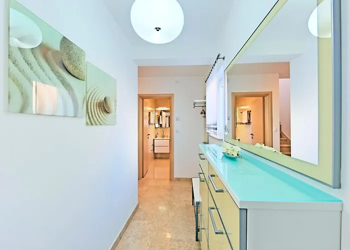 Casa Tara Three-bedroom