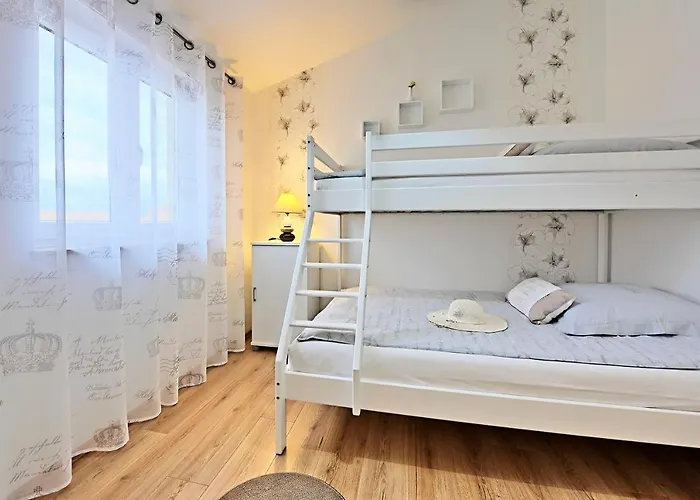 בית נופש Casa Tara Three-bedroom