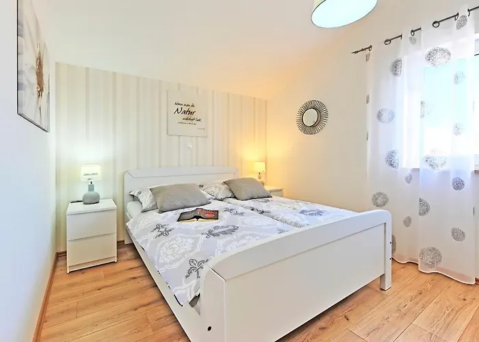 Casa Tara Three-bedroom * Pula