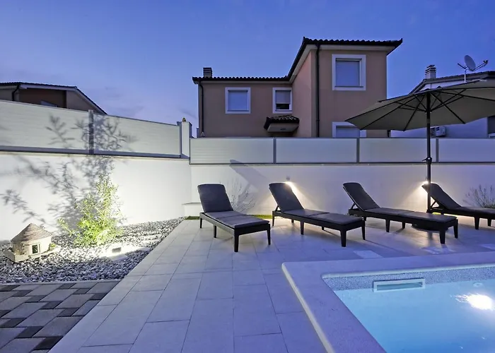 Casa Tara Three-bedroom בית נופש *