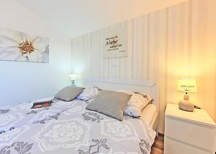 Casa Tara Three-bedroom Пула