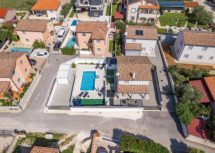 Casa Tara Three-bedroom * Пула